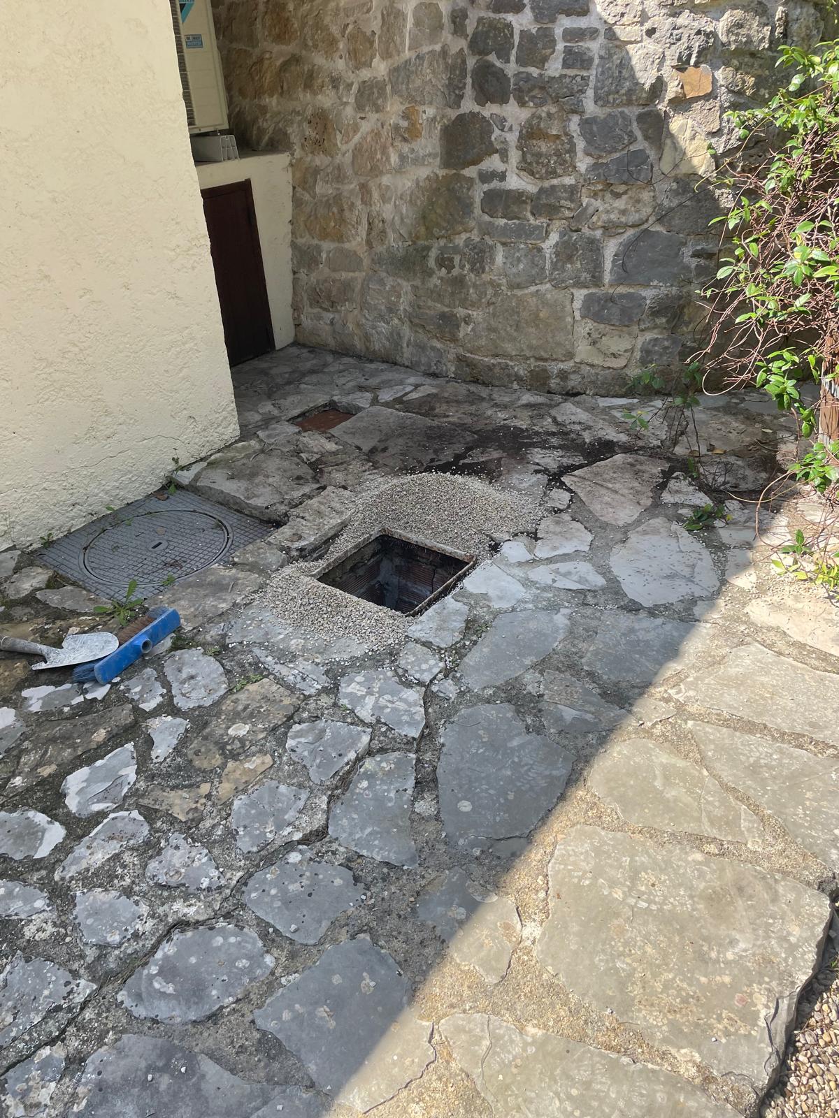 Trappe d'accès cuve à fioul après chantier